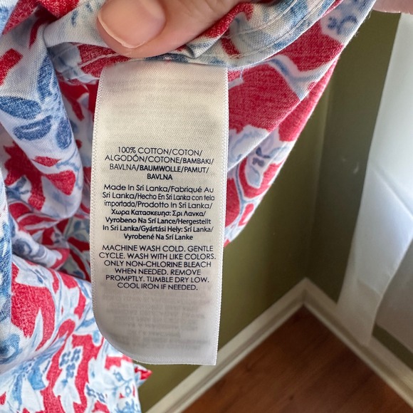 Chaps Womens 3X Red Blue Floral No Iron Button Down Shirt Tunic Top - Picture 4 of 7